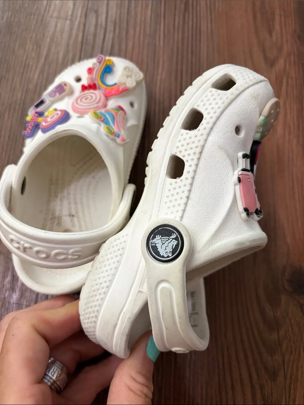 CROCS 5-Pack Summer Jibbitz Shoe Charms,infant sz.7!Good